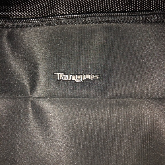 ❤️❤️Any four for $45❤️❤️ Targus laptop briefcase - Picture 2 of 6